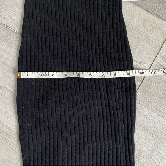 Long Black Turtle Neck 3/4 Sleeve Dress - Picture 9 of 12